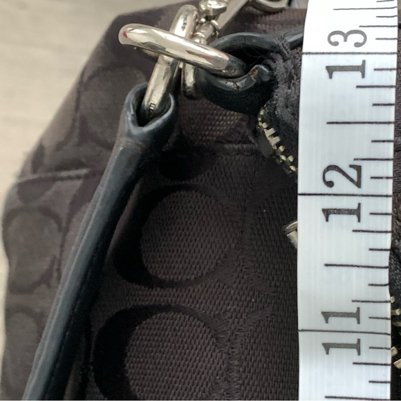 Monogram Coach Black Shoulder Bag - Picture 10 of 11